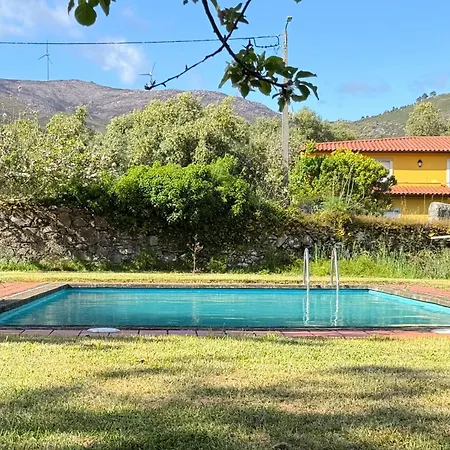 Casa Pintoras Garden And Pool Holiday home Vila Praia de Ancora