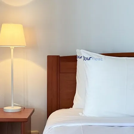 Casa Pintoras Garden And Pool Holiday home