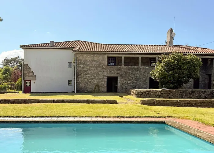 Farm stay Casa Pintoras Garden And Pool Vila Praia de Ancora