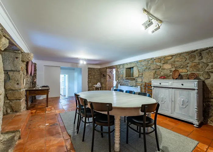 Casa Pintoras Garden And Pool * Vila Praia de Ancora