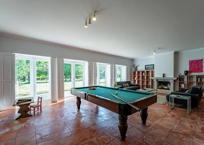 Casa Pintoras Garden And Pool Farm stay